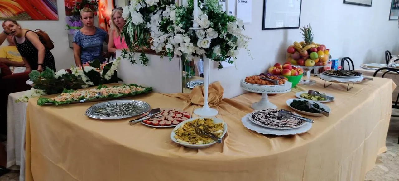 Bed & Breakfast Hilde Bed And Breakfast Seaside Rimini Italy