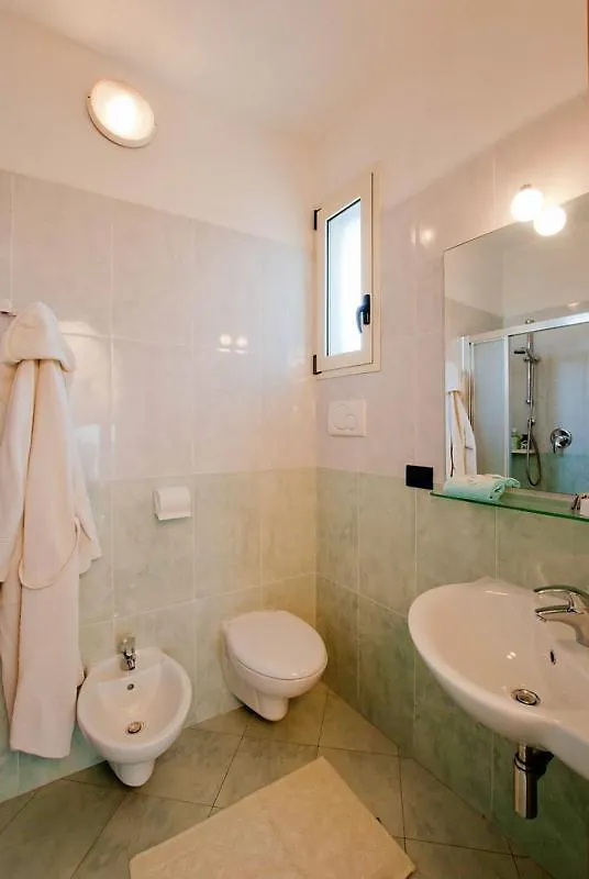 Hilde Bed And Breakfast Seaside Rimini Italy